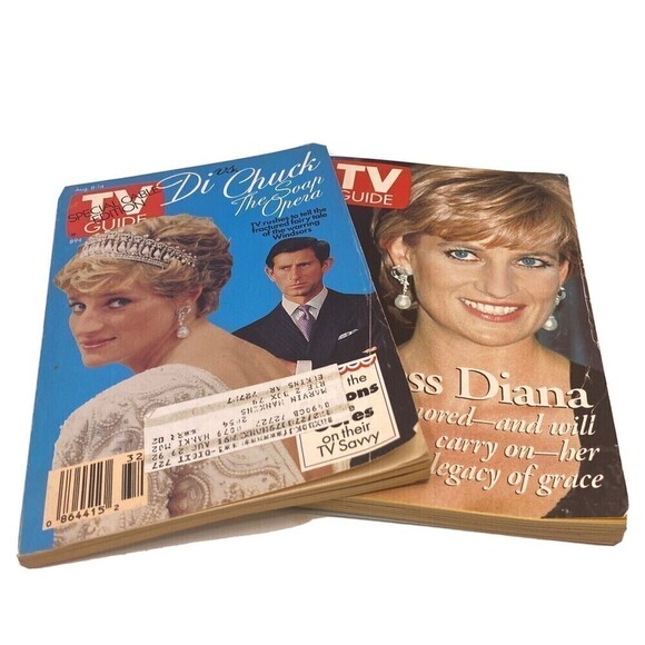 Princess Diana 1990’s Memorabilia - TV GUIDE Set of 2 Aug. & Sept. 20-26 1997 - Picture 1 of 7